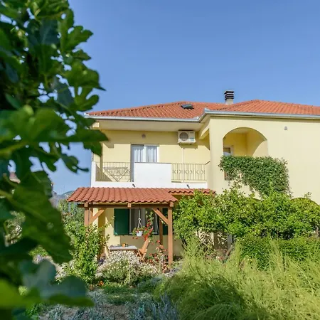 Garden House Appartamento Kaštela